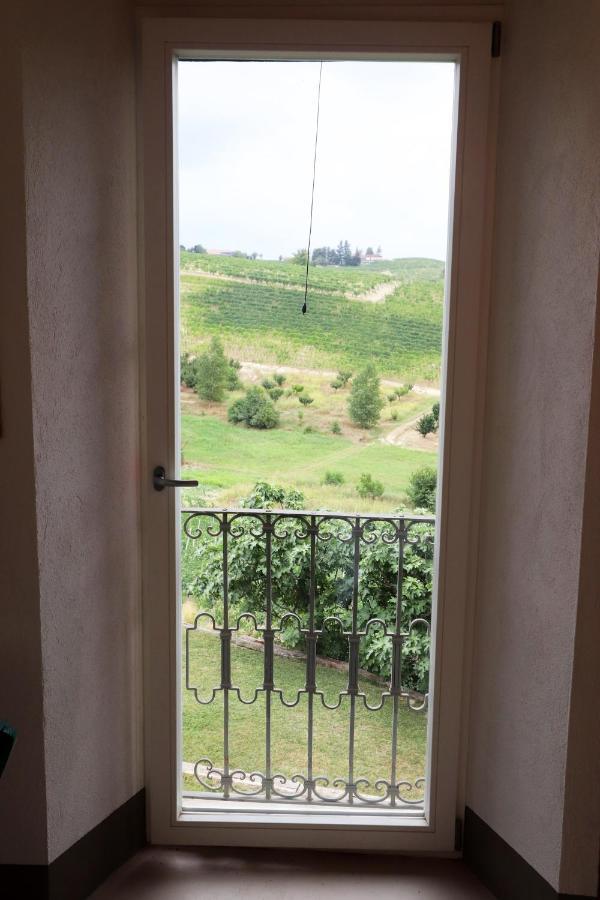 B&B Tricudai Agliano Terme Exterior foto